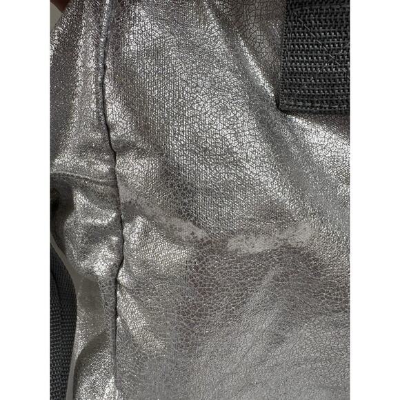 Justice Silver Metallic Duffel Bag "Live Justice" Heart Logo Gym Dance Bag Tween - Picture 3 of 8